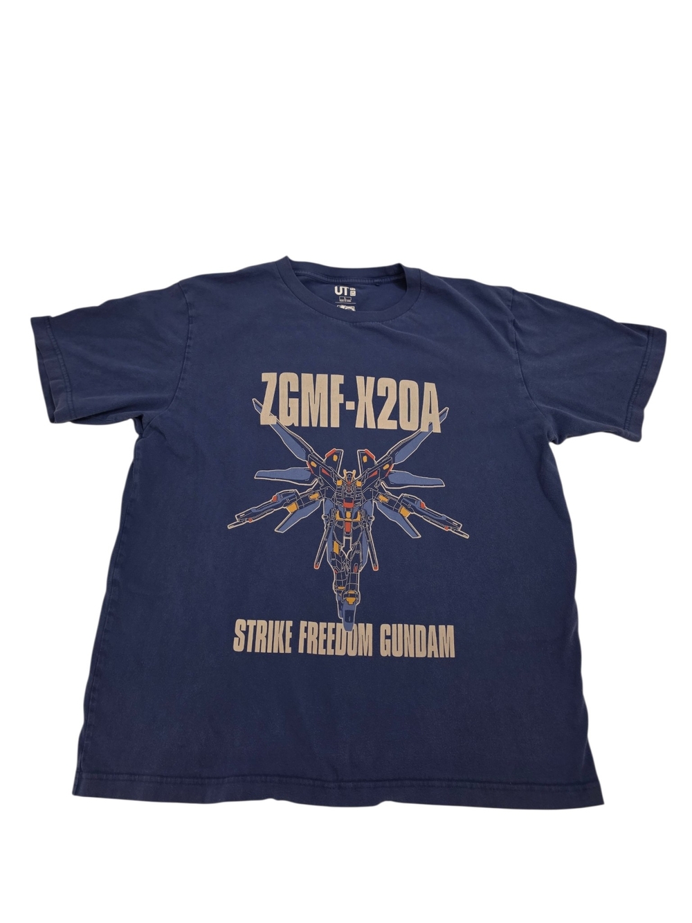 Uniqlo UT x Mobile Suit Gundam 40th Anniversary Graphic T-Shirt